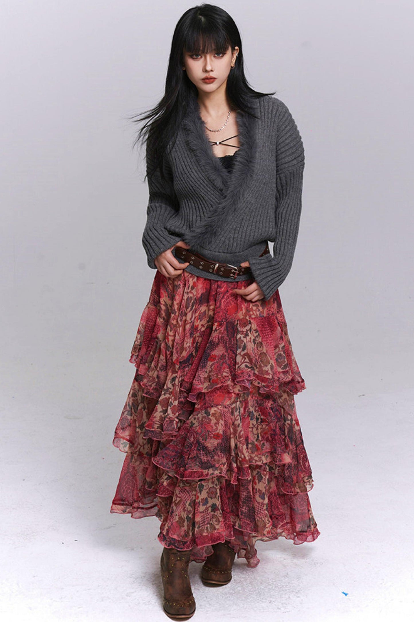 ソフトVネックニットセーター