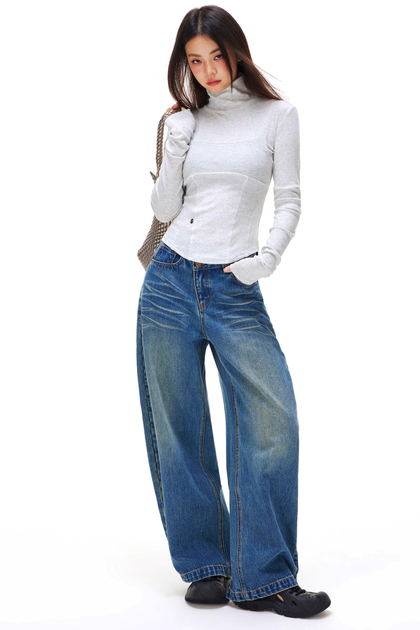 Slim Basic Turtleneck Top