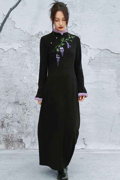 Wisteria Embroidery Knit Dress