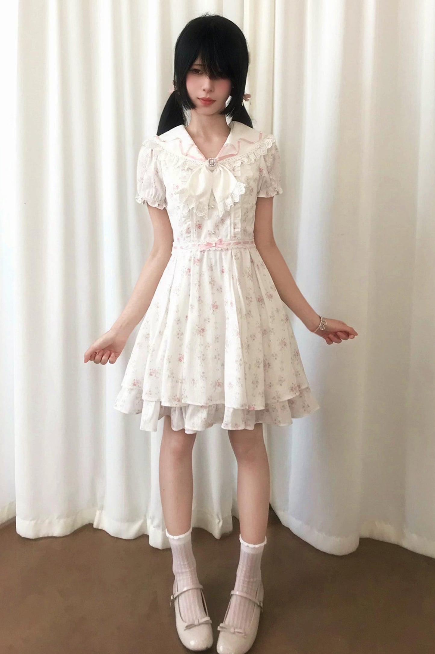 儚げ花柄セーラードールワンピース