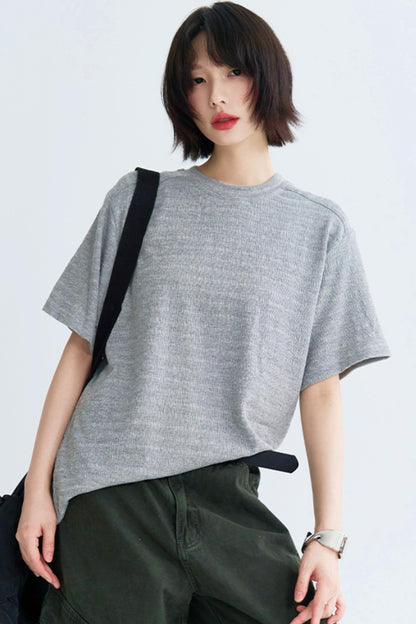テクスチャードソリッドカラーティーシャツ