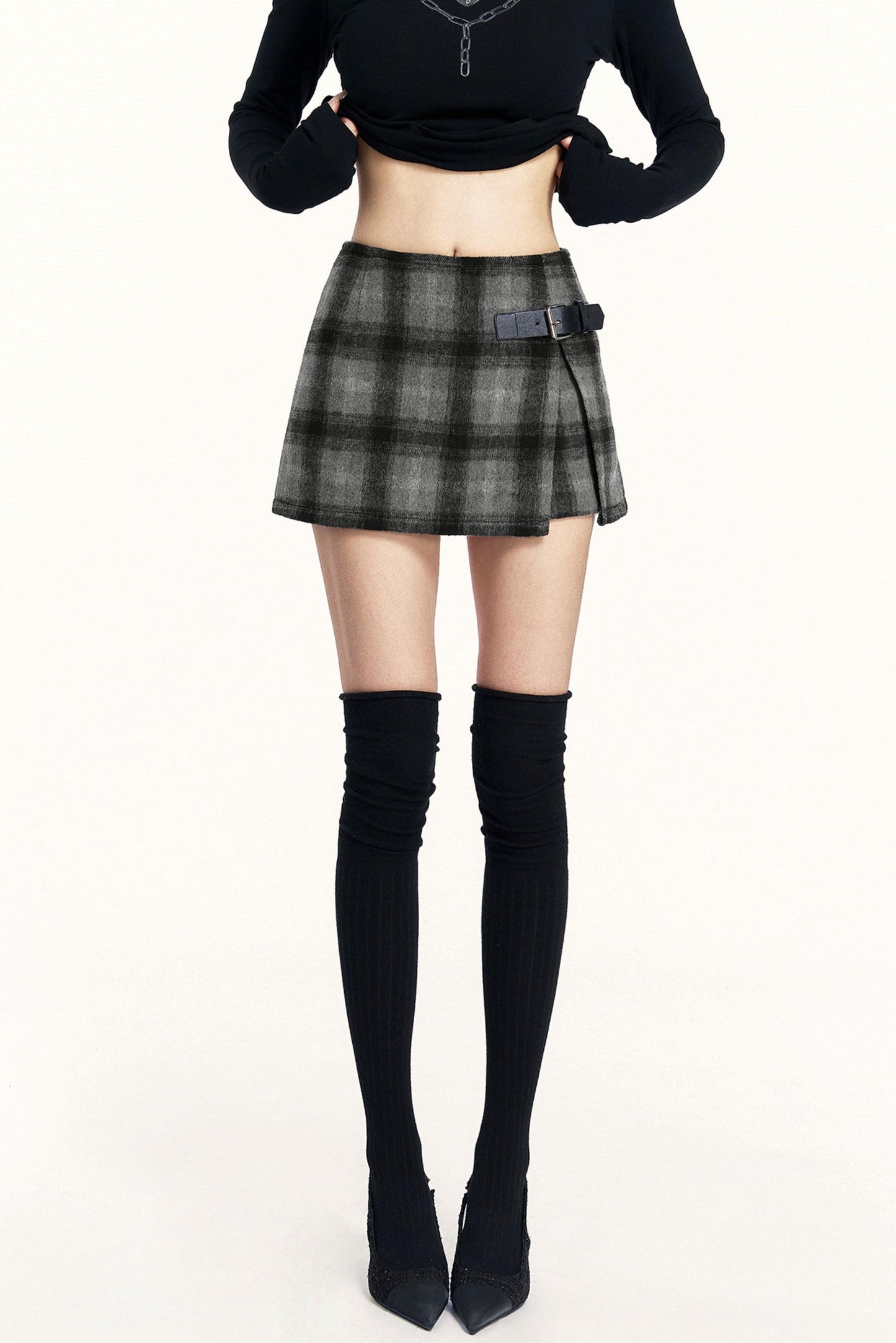 Check slit design skirt