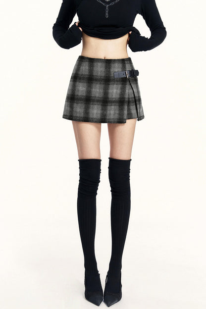 Check slit design skirt