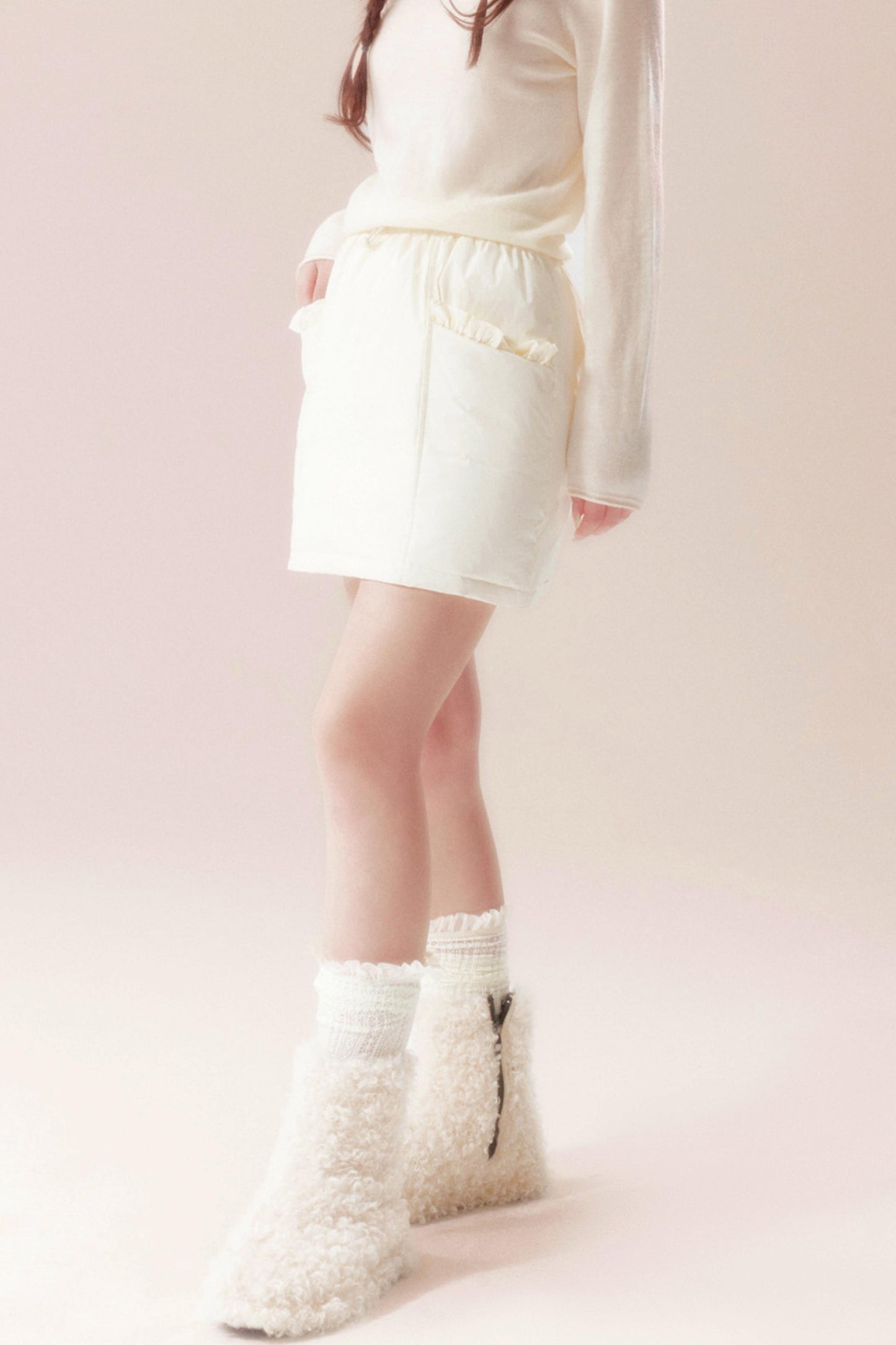 アーモンドクリームラッフルドスカート