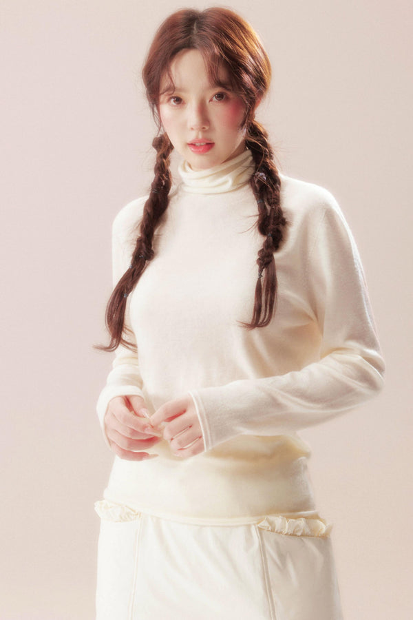 White Dream Island Wool Top