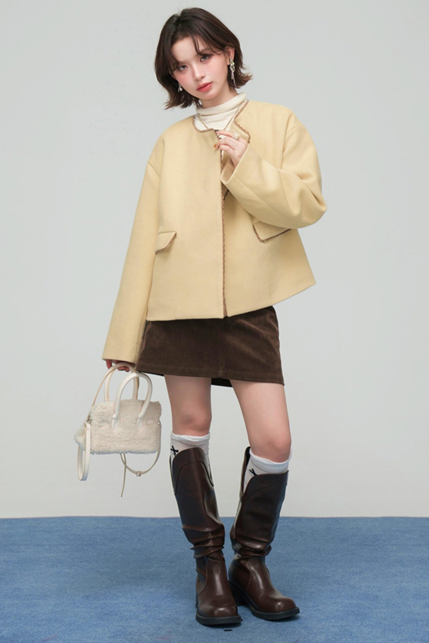 アシンメトリカルレースウールコート