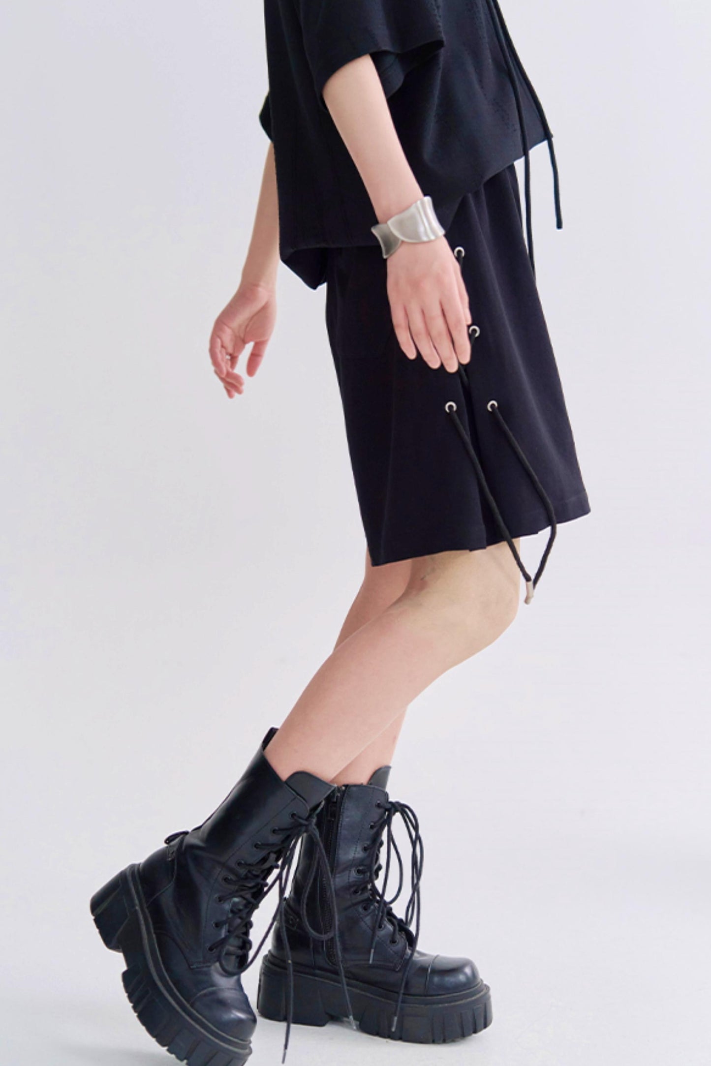 クロップドサイドタイカジュアルパンツ