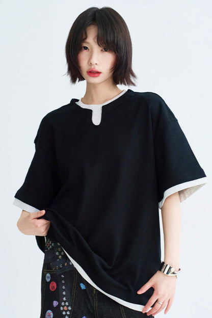 Loose contrast crew neck layered top