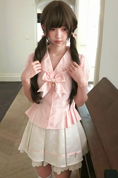 Erdbeerrosafarbene Polka-Dot-Bluse + Rock