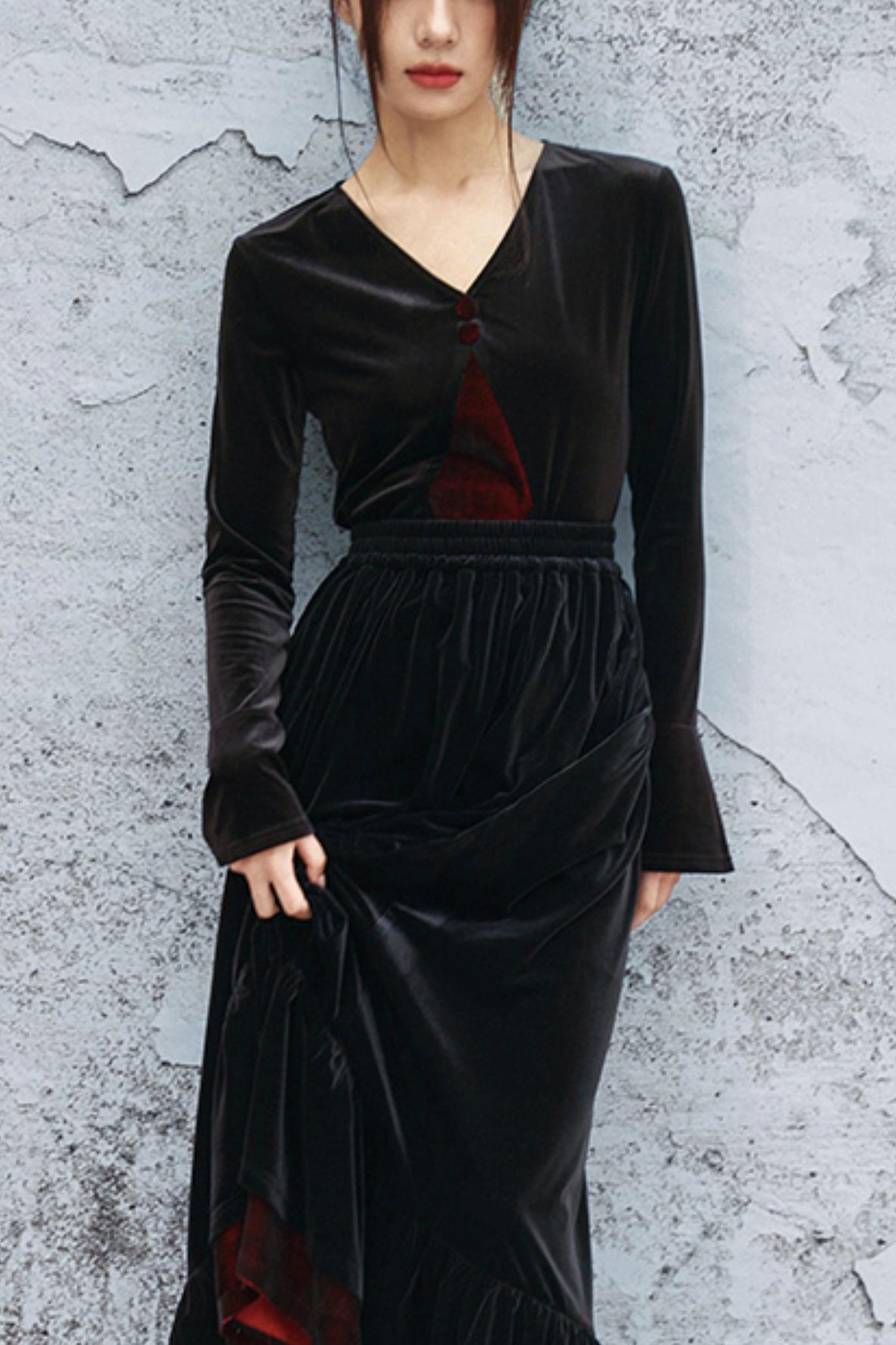 ゴシックベルベットベルスリーブブラウス