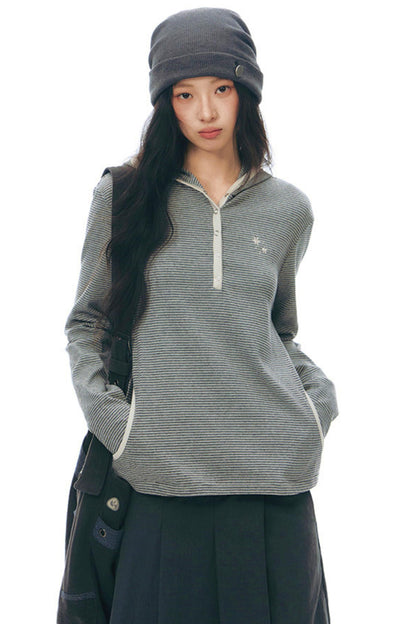 ストライプドフーデッドニットトップス