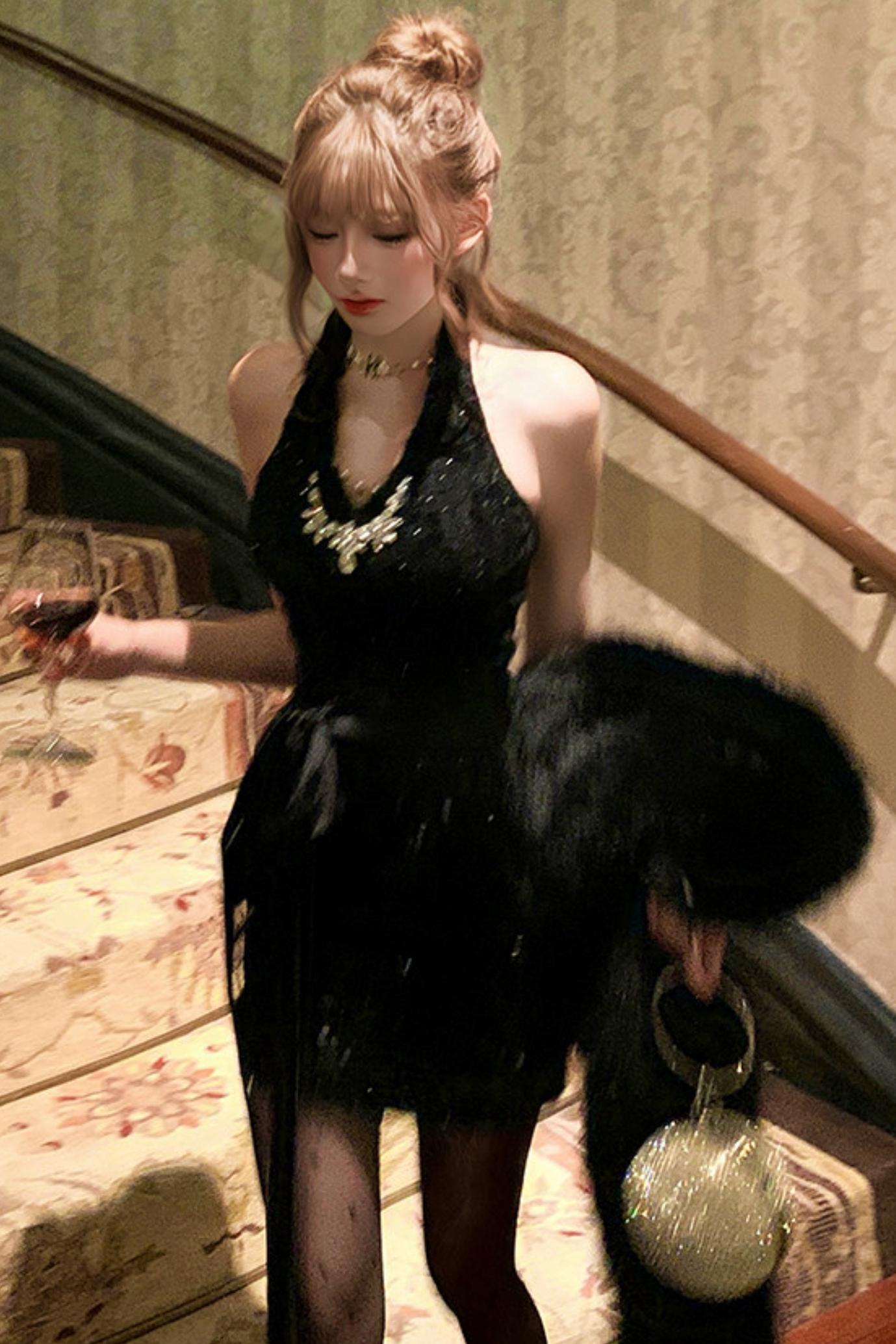 French mode tight dress + fur coat