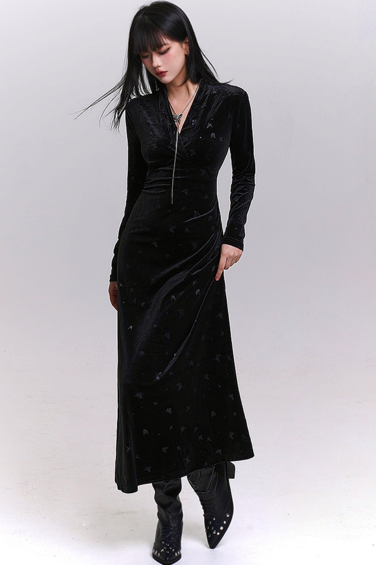 ブラックベルベットバタフライドレス