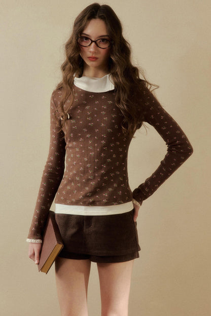 フローラルタイトタートルネックトップス