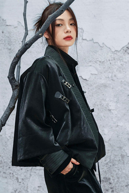 ダークモードハイネックトップス