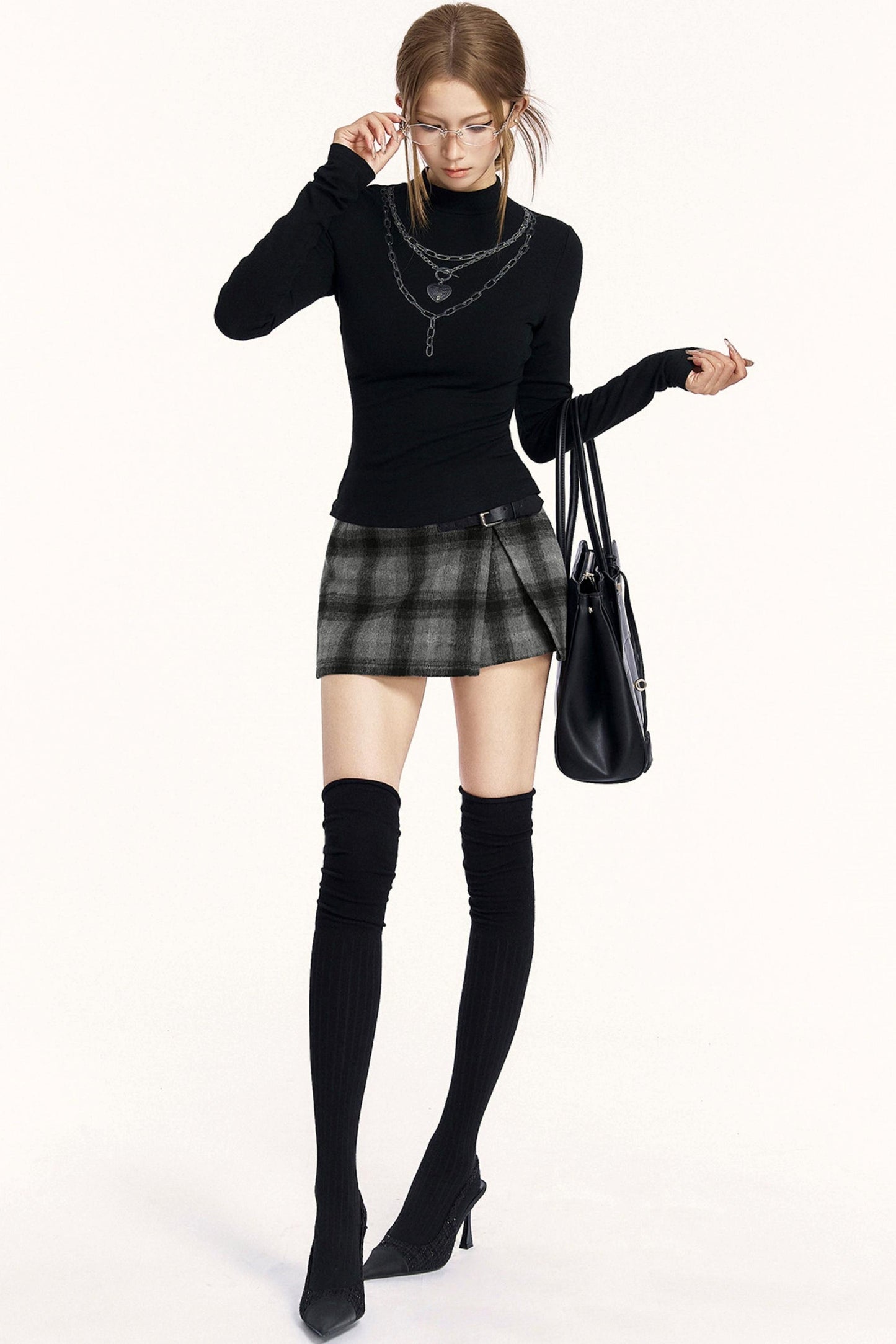 Check slit design skirt