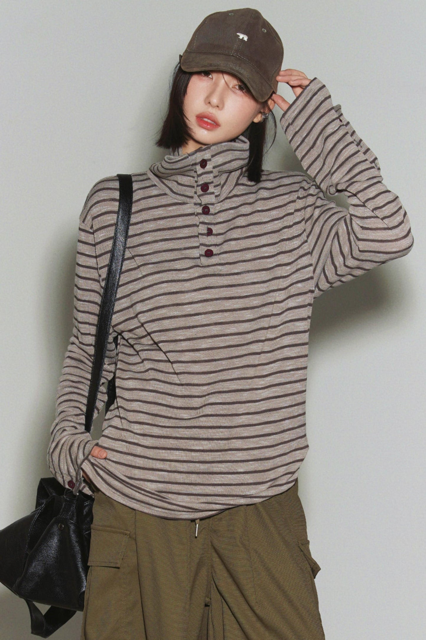 Top a collo alto a righe