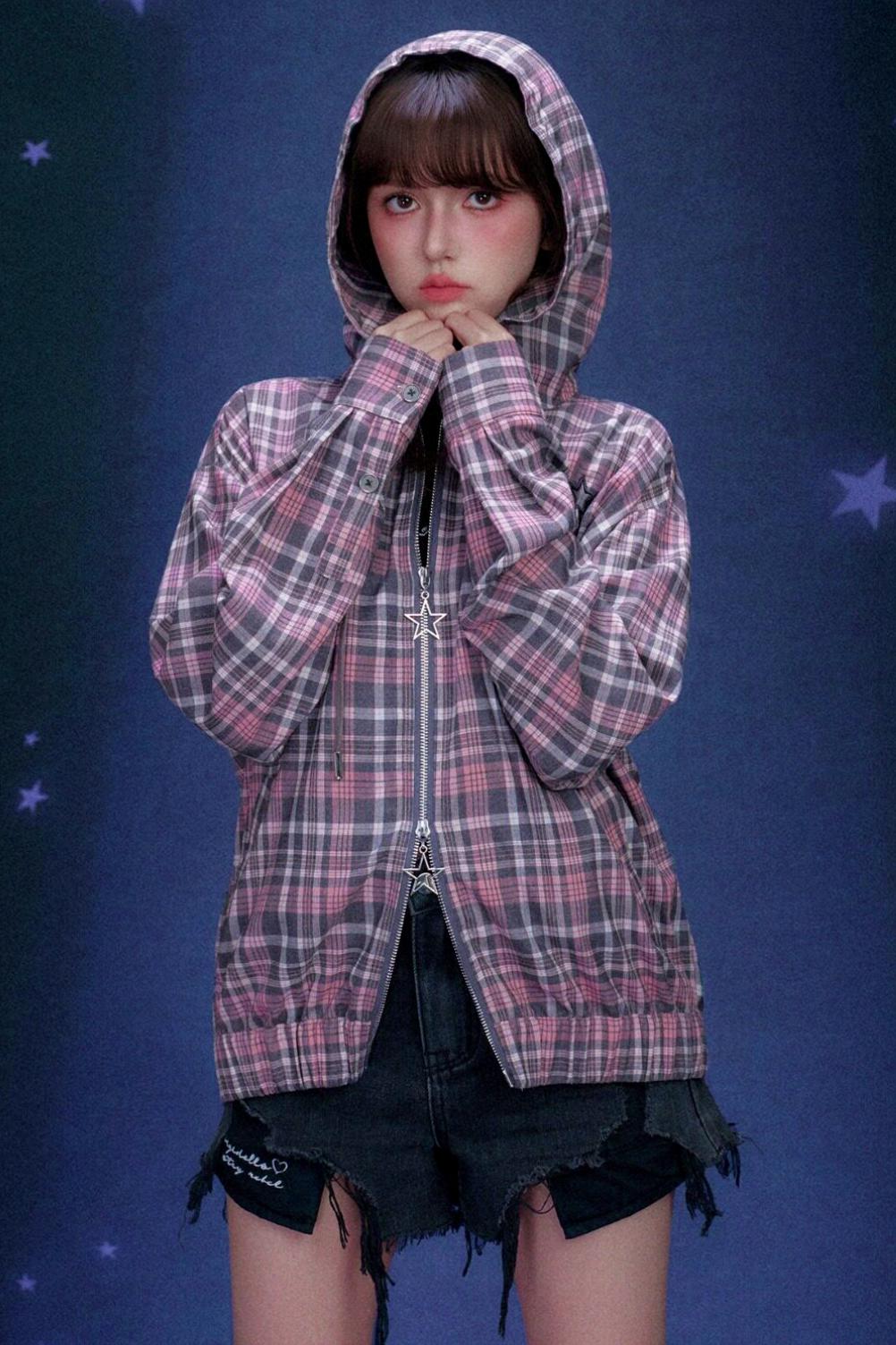 Rosa karierte Kapuzenjacke