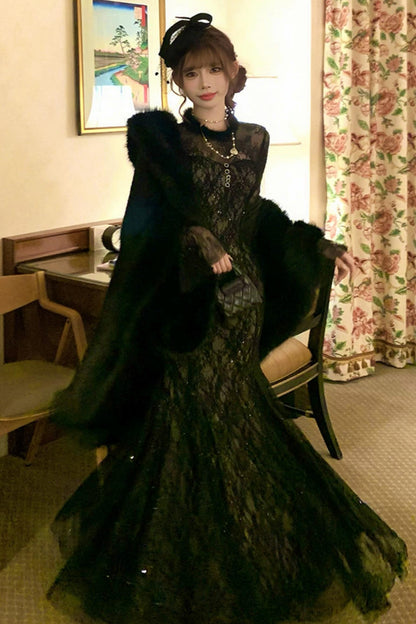 Elegant Black Fur Cape