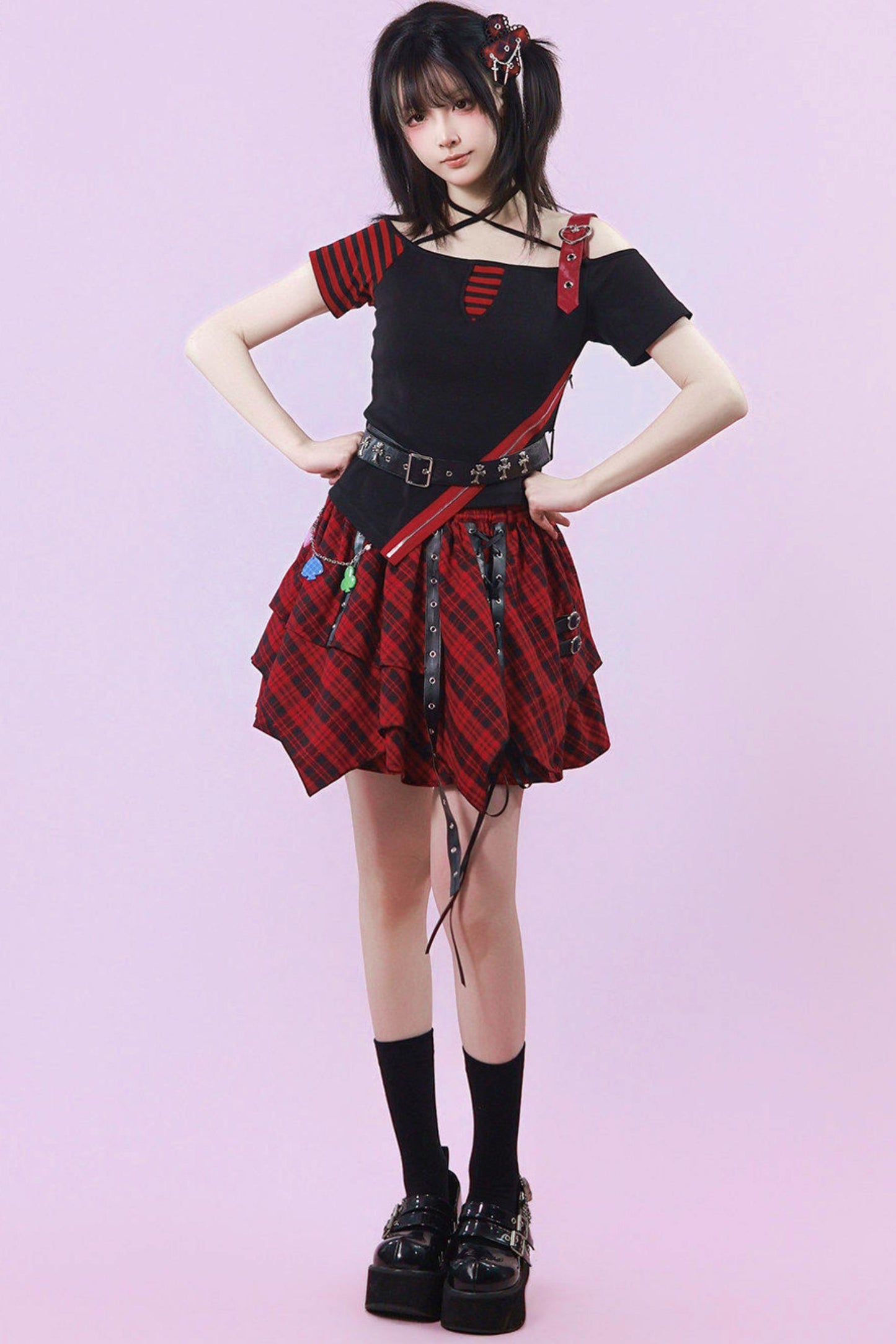 Heart Belt Off-Shoulder Punk Jirai Kei T-Shirt