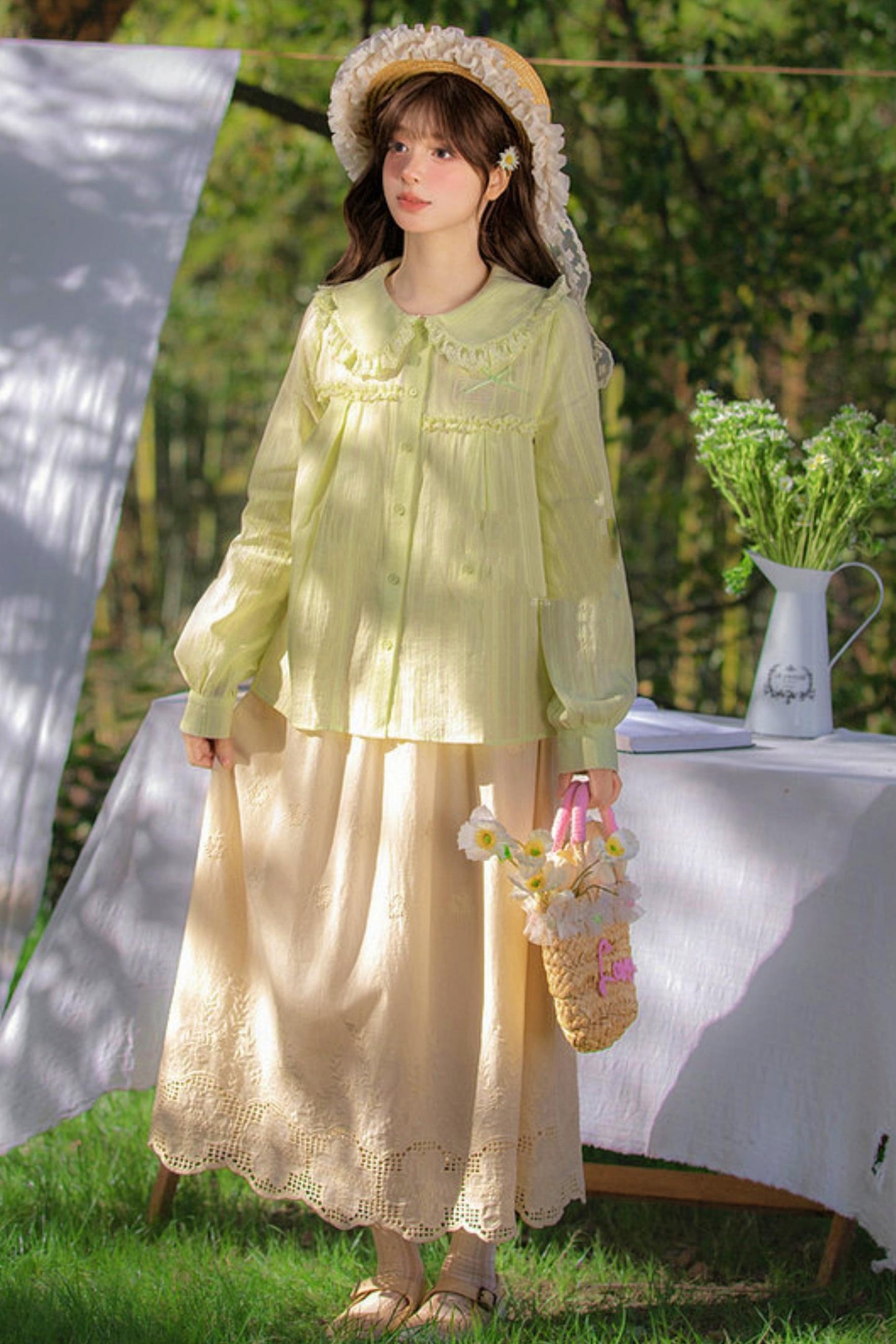 포레스트 돌 칼라 블라우스