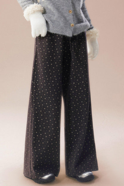 Design straight loose pants