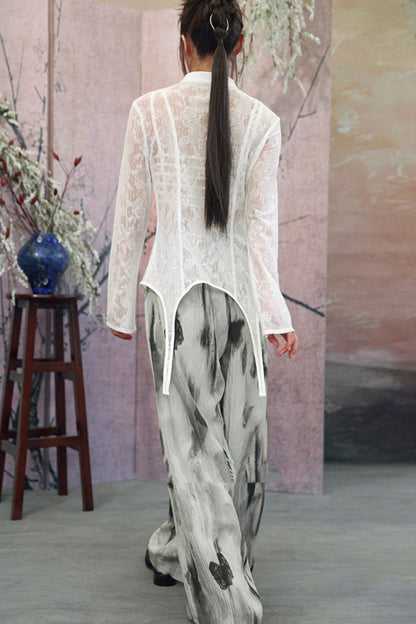 Romantisches weißes Spitzen-Hemd im transparenten Modestil