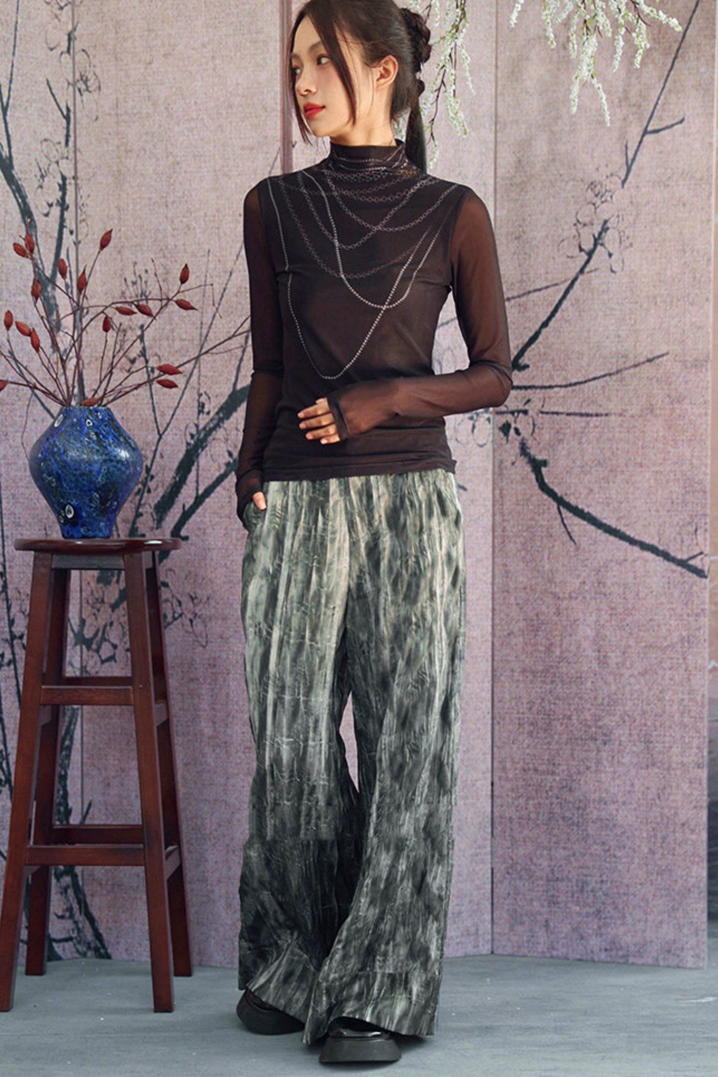 Gray Gradient Crinkled Wide Pants