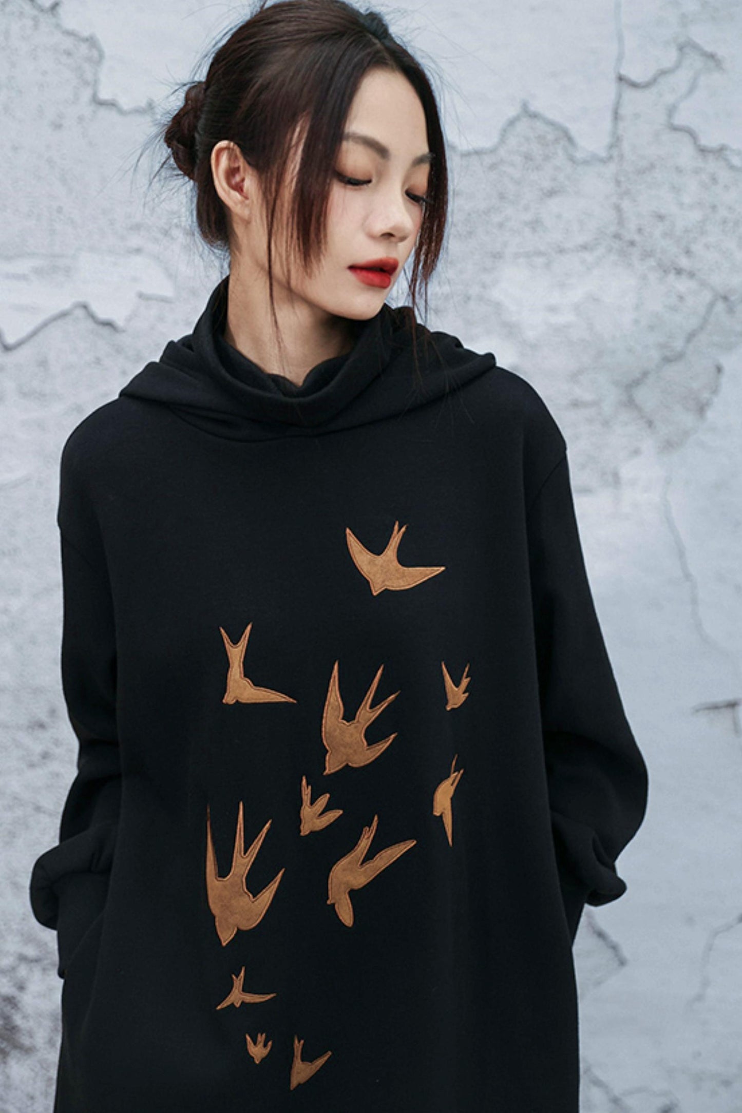 チャイニーズフリースラインフーデッドドレス