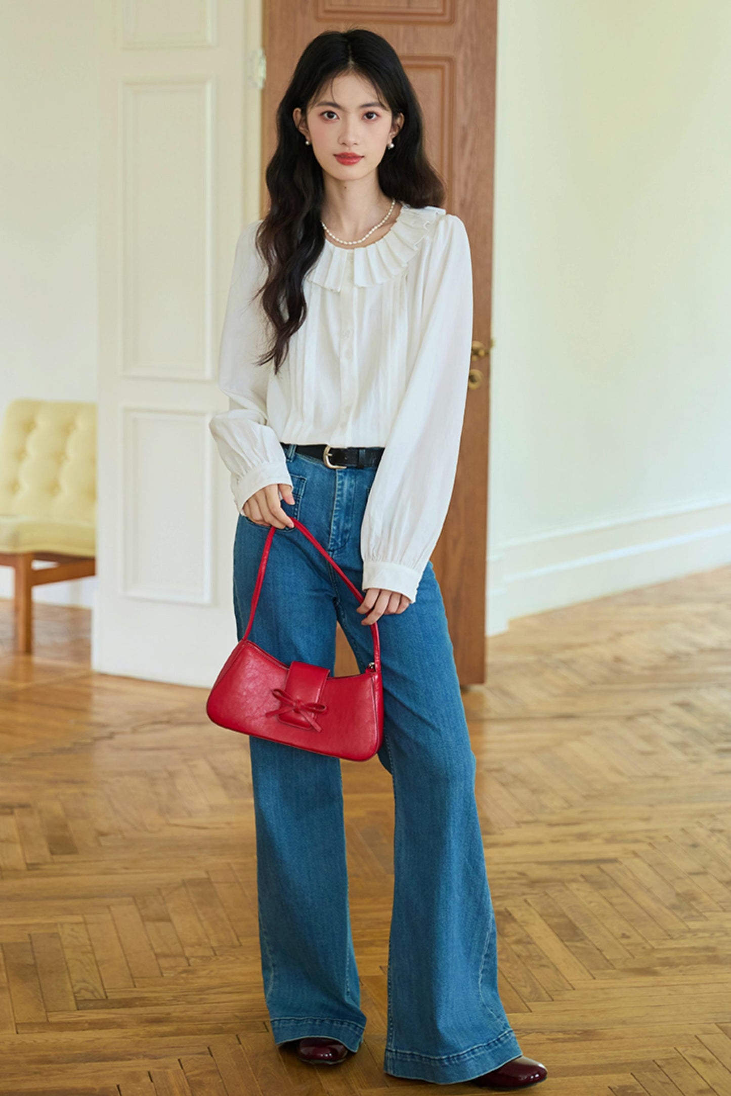 Chic puff sleeve doll collar blouse