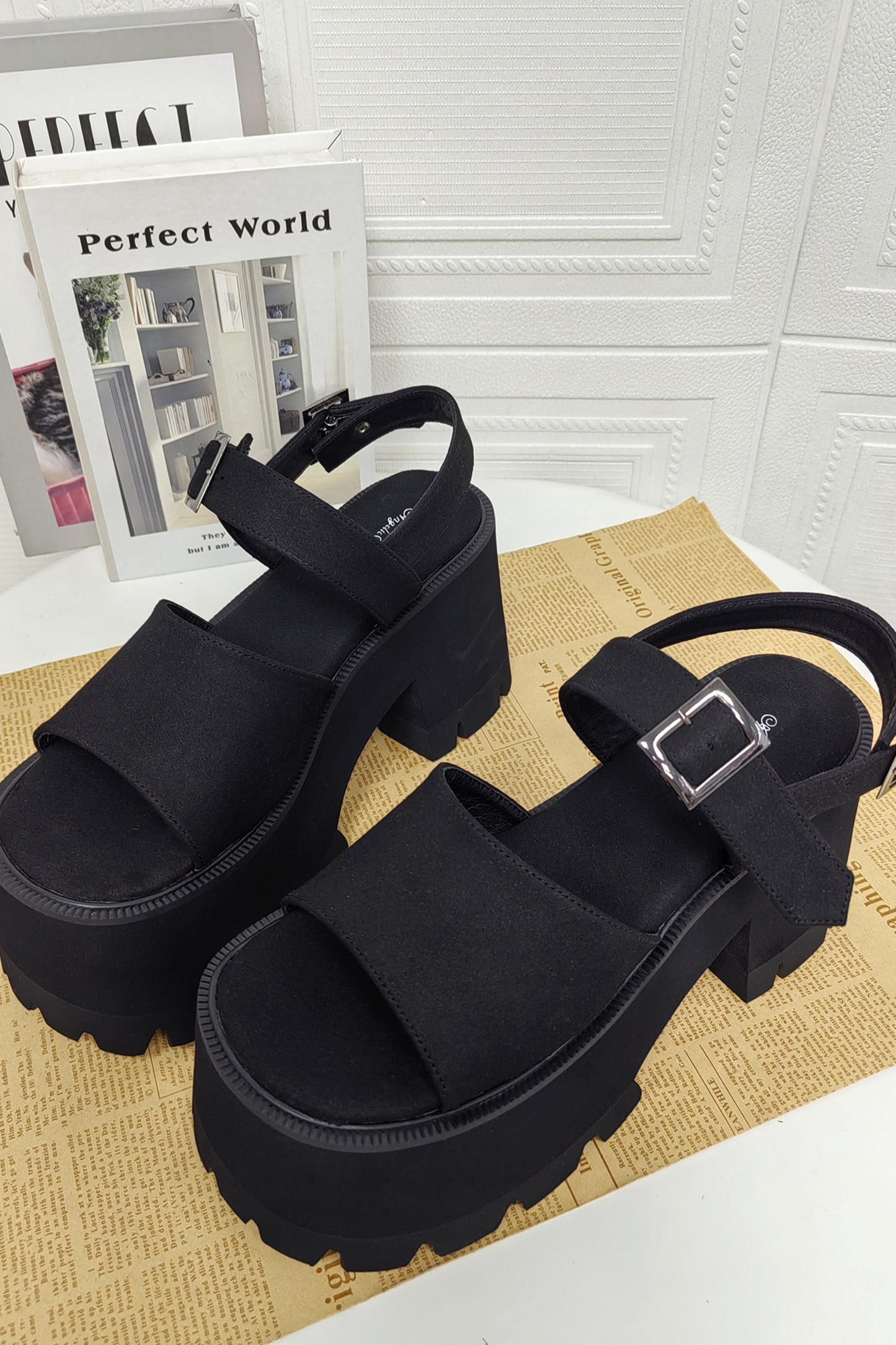 Lolita-Punk-Plateausandalen
