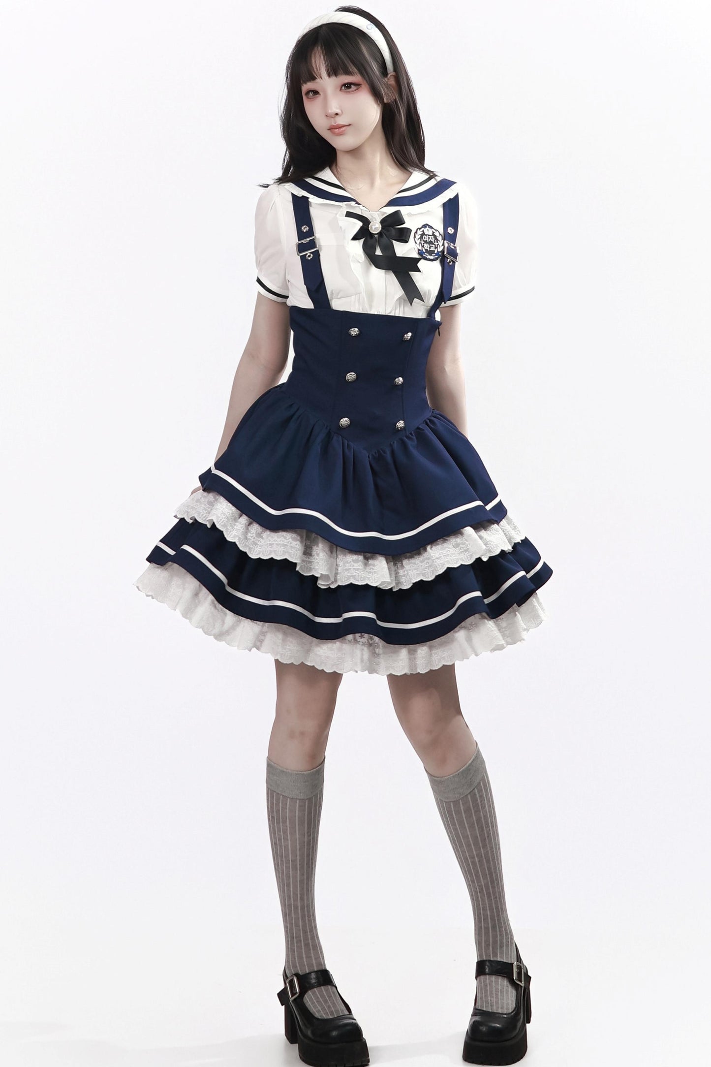 レースボウタイサスペンダードレス+スカート+シャツ