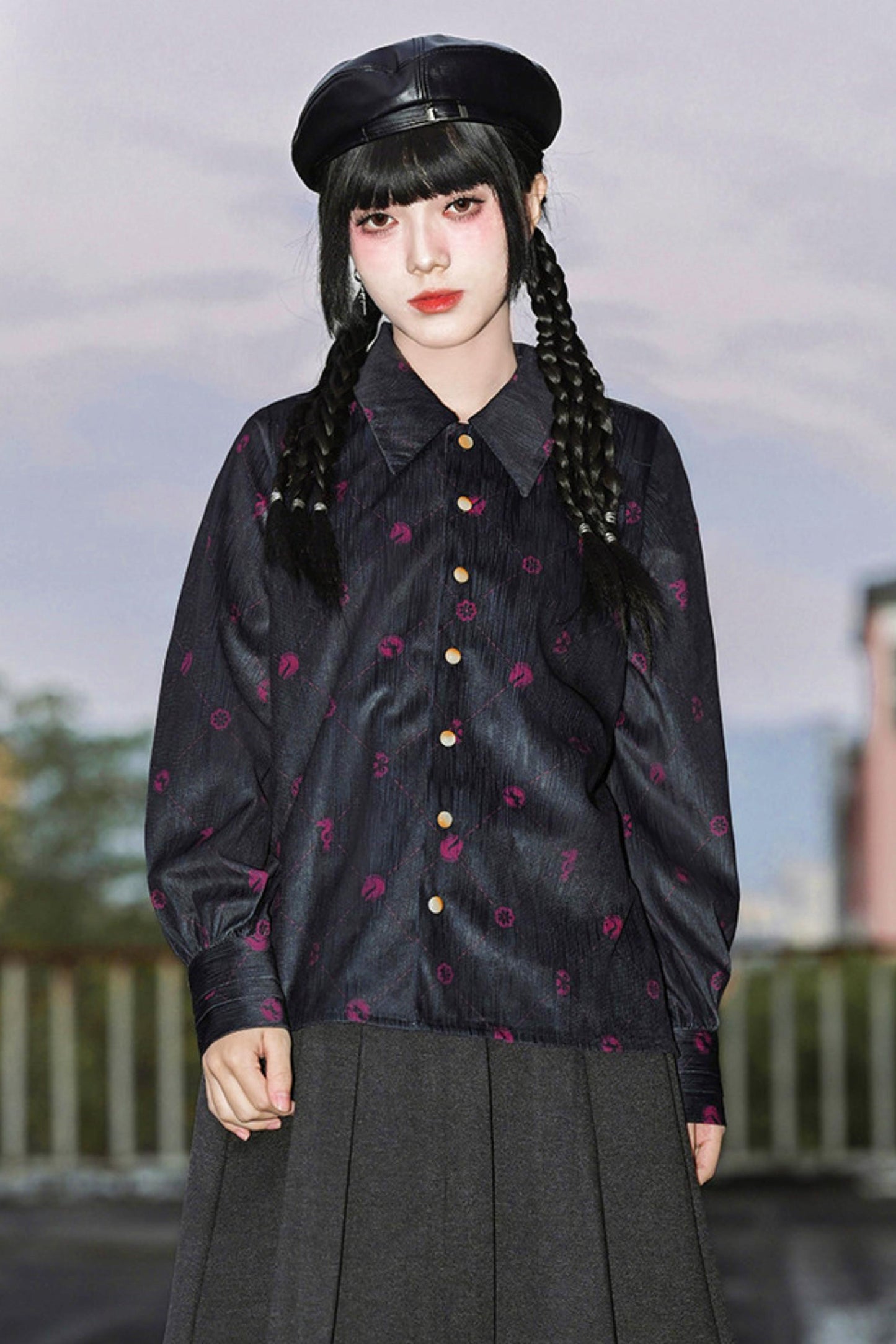 アンブライドゥルドチェスゲームブラウス