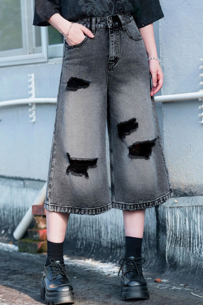 Ruins Street Distressed Denim Pants