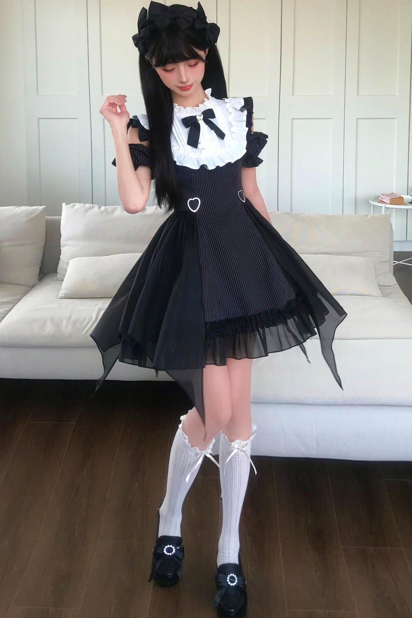 Vestido de hombros descubiertos luna oscura estilo jirai