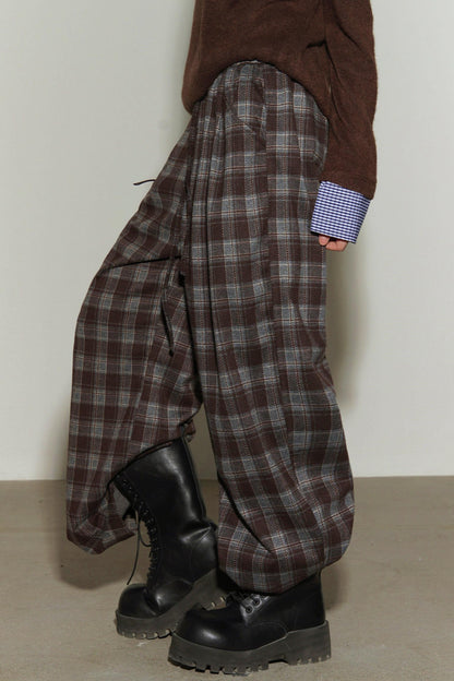 Pantalon à jambes larges et taille haute à carreaux