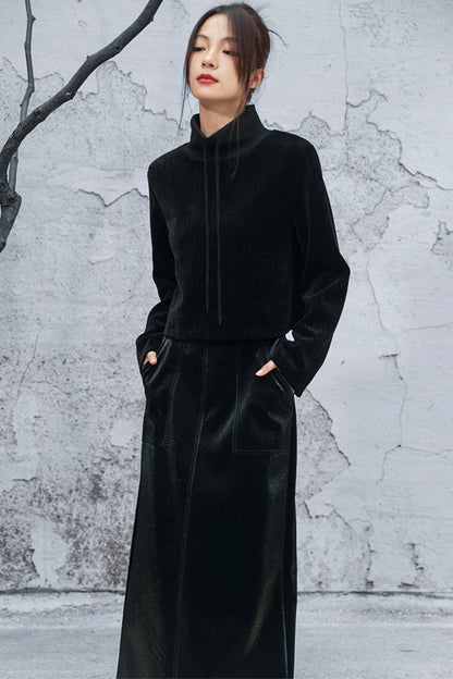 ダークモードハイネックトップス