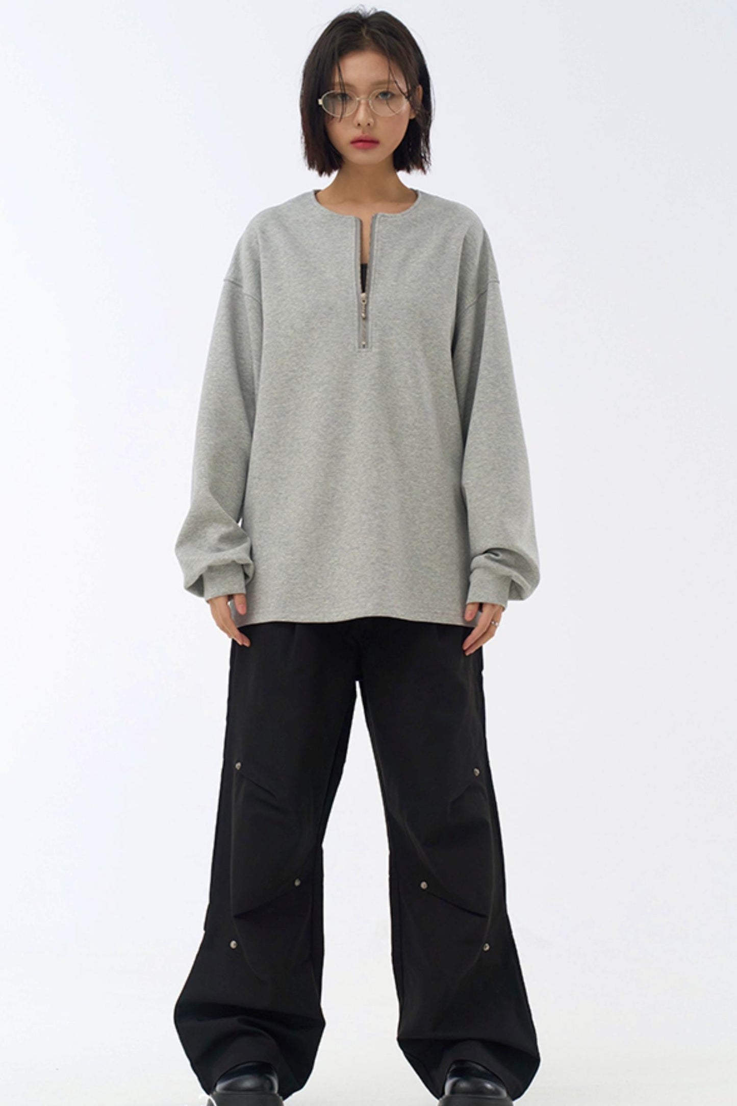 リラックスフィットプリーツレッグパンツ