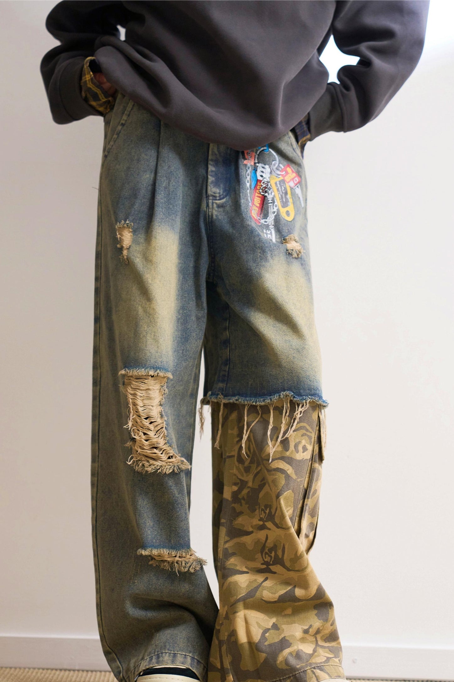 ステートメントパッチワークカモジーンズ