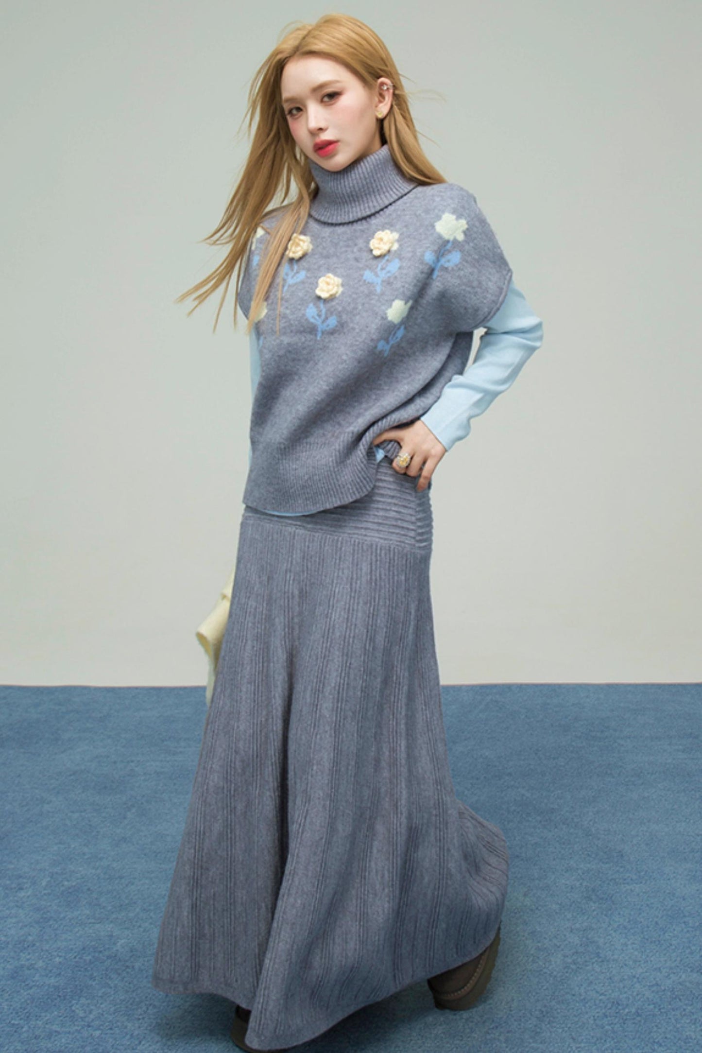 フローラルニットトップス+インナートップス+スカート