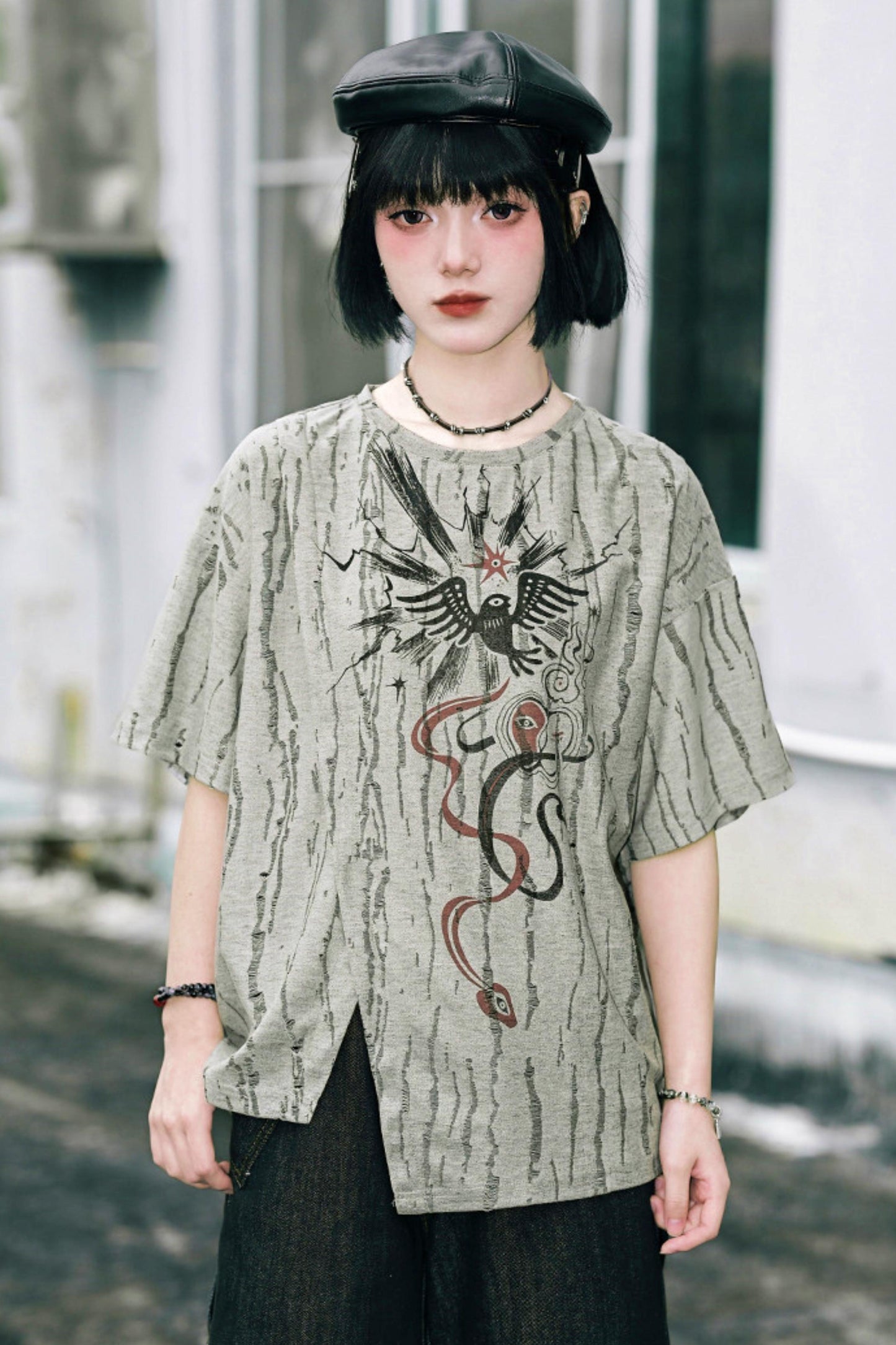 蛇と翼のサブカルTシャツ