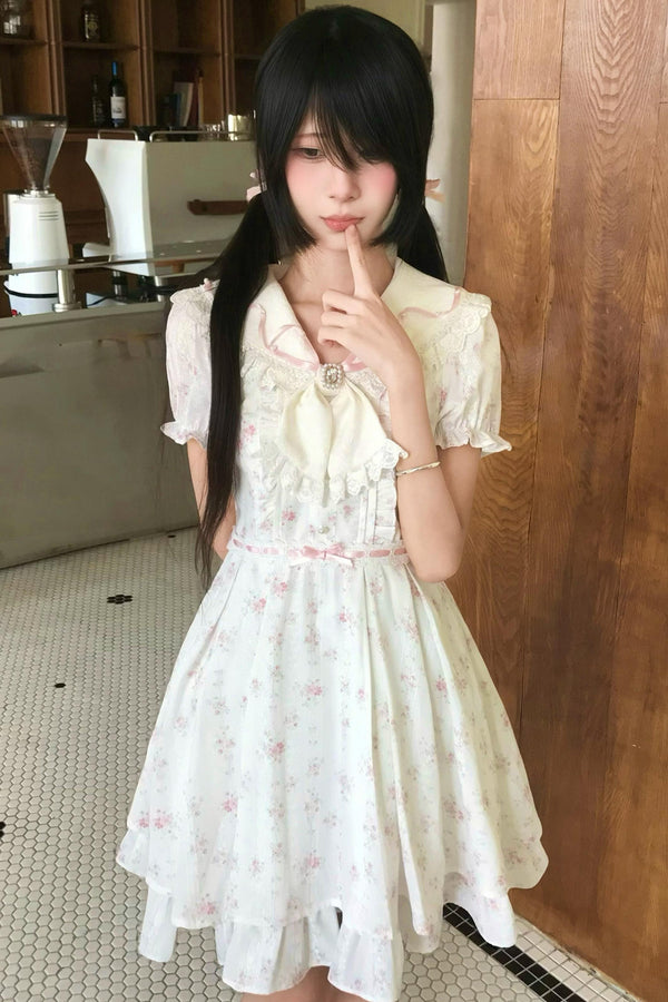 儚げ花柄セーラードールワンピース