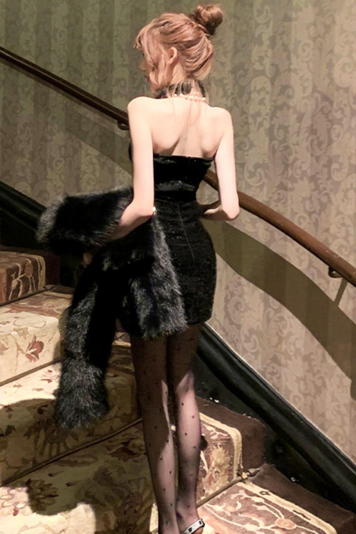 French mode tight dress + fur coat