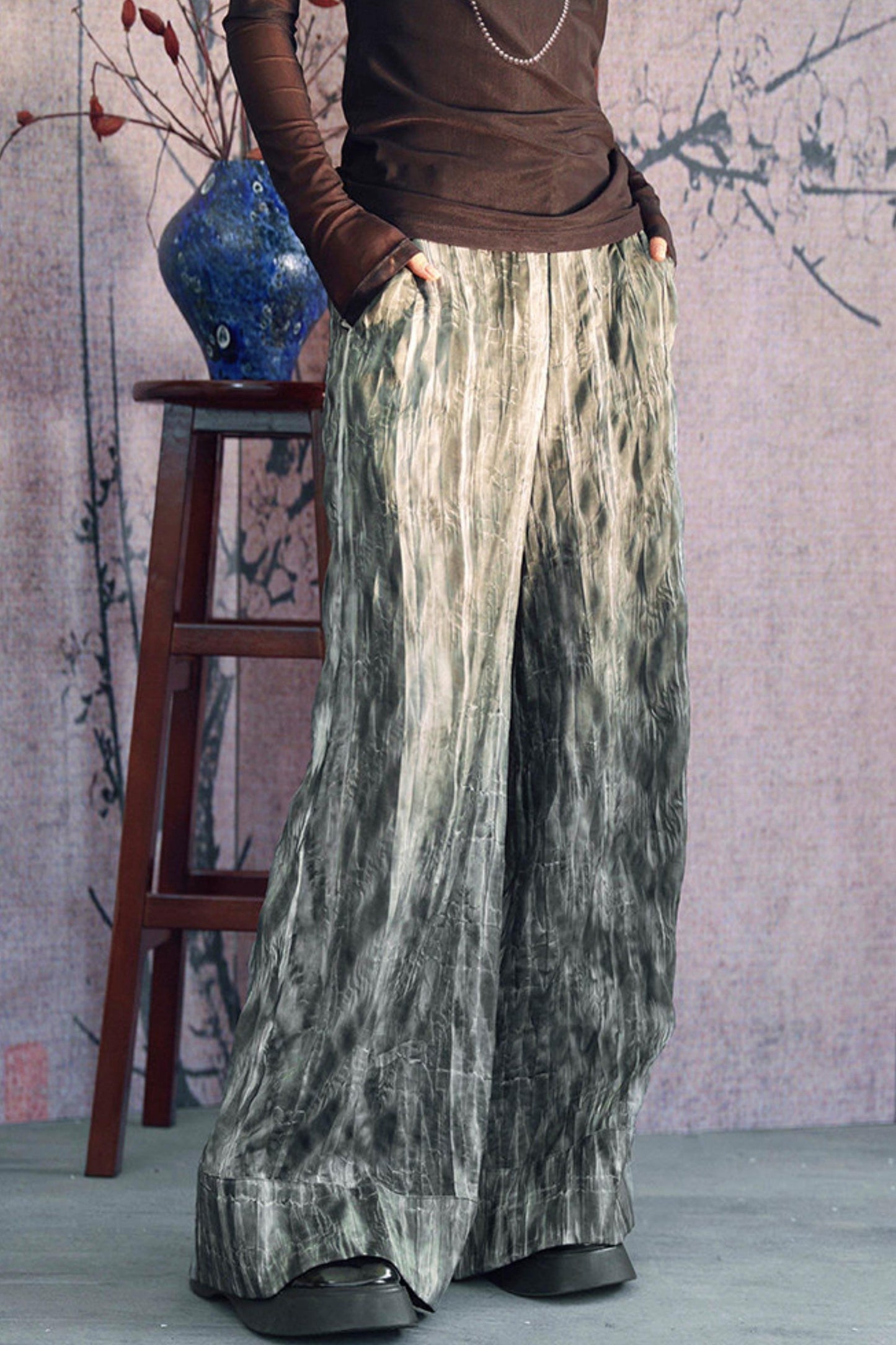 Gray Gradient Crinkled Wide Pants