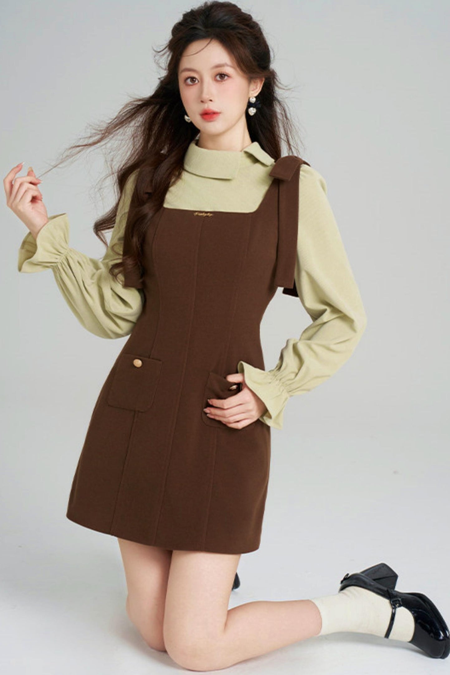 Elegant Waist-Cinching Suit Dress