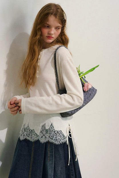 スウェイングシルエットレースブラウス