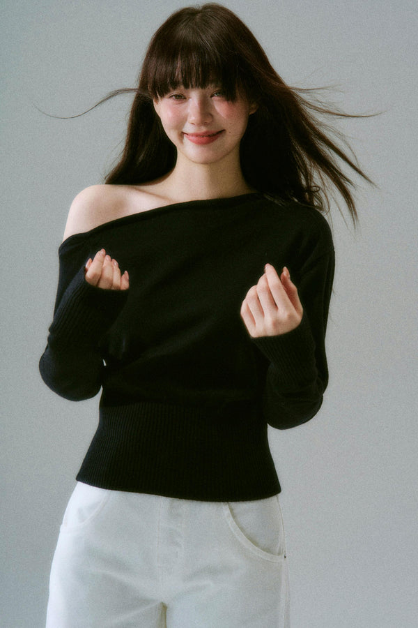 Asymmetrical one-shoulder tops