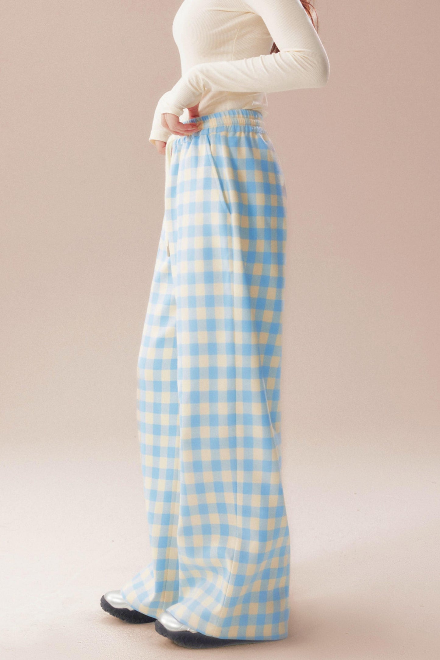 ブループレイドストレートレッグパンツ