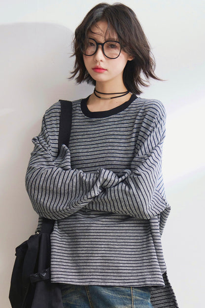 リラックスストライプクルーネックTシャツ