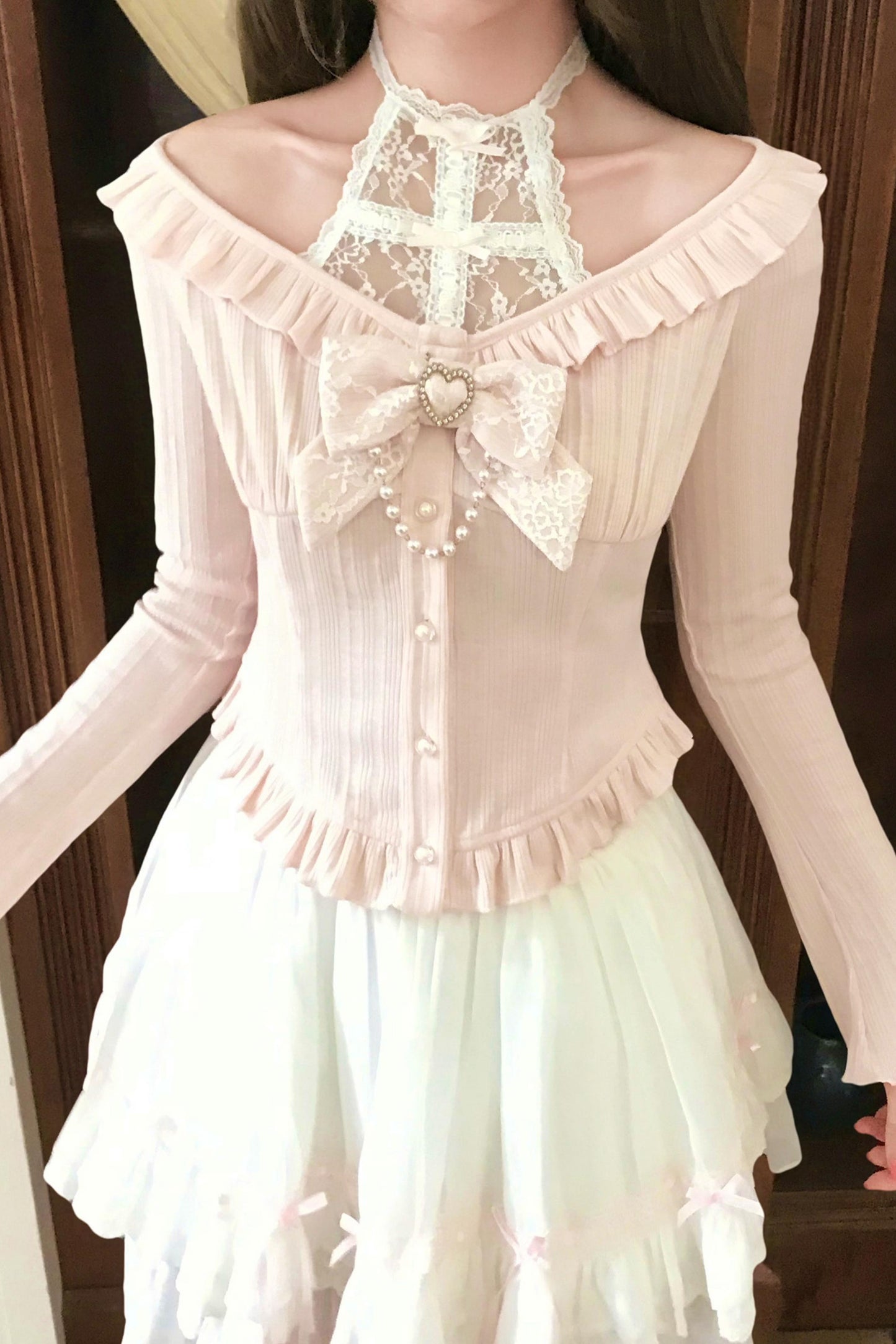 クロスネック量産型トップス+シフォンスカート